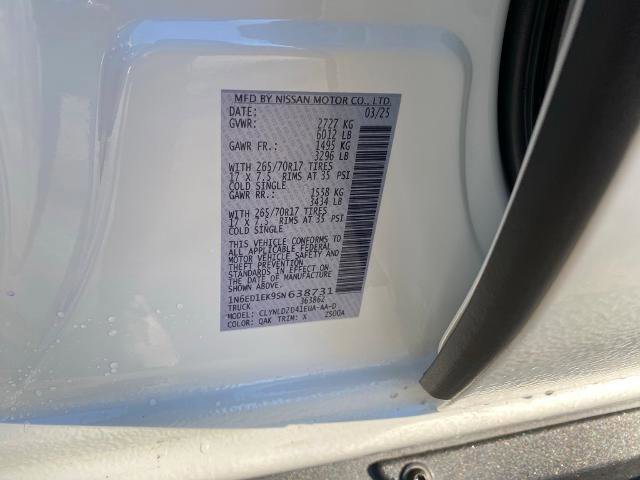 Used 2025 Nissan Frontier PRO-4X image 15