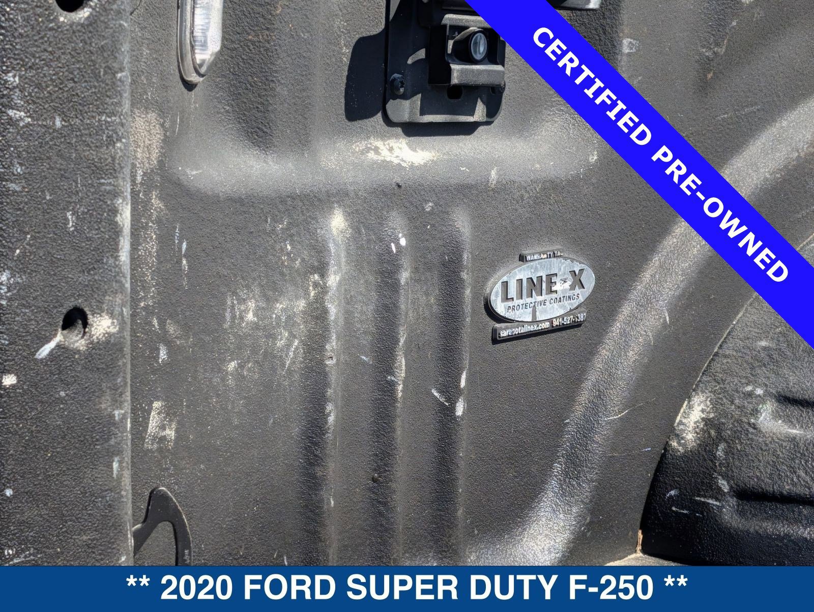 Certified 2020 Ford F250 Platinum w/ FX4 Off-Road Package image 14