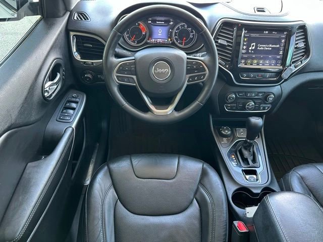 Used 2019 Jeep Cherokee Limited w/ Luxury Group AWD/4WD image 11
