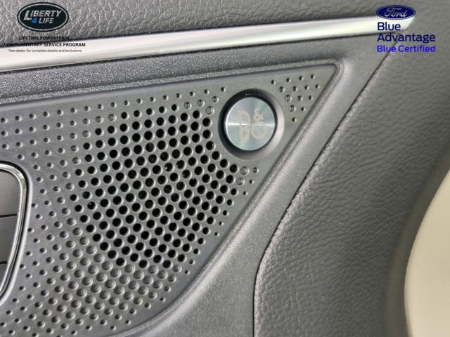 Certified 2024 Ford Edge Titanium w/ Equipment Group 301A AWD/4WD image 35