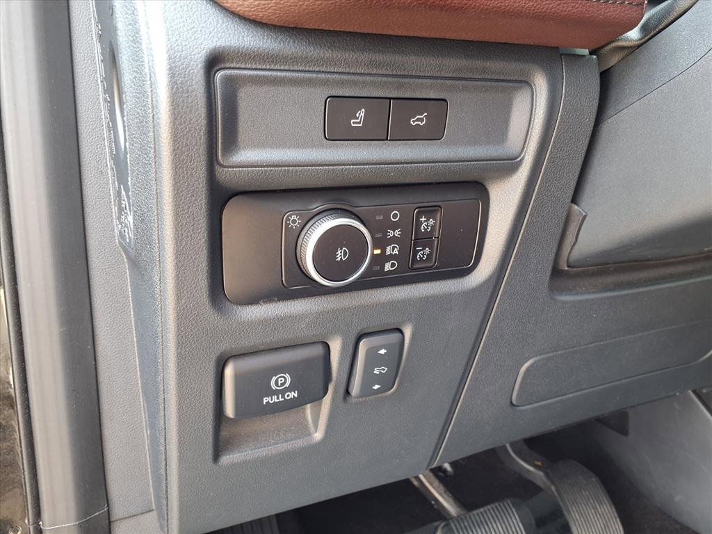 Certified 2023 Ford Expedition Limited image 23