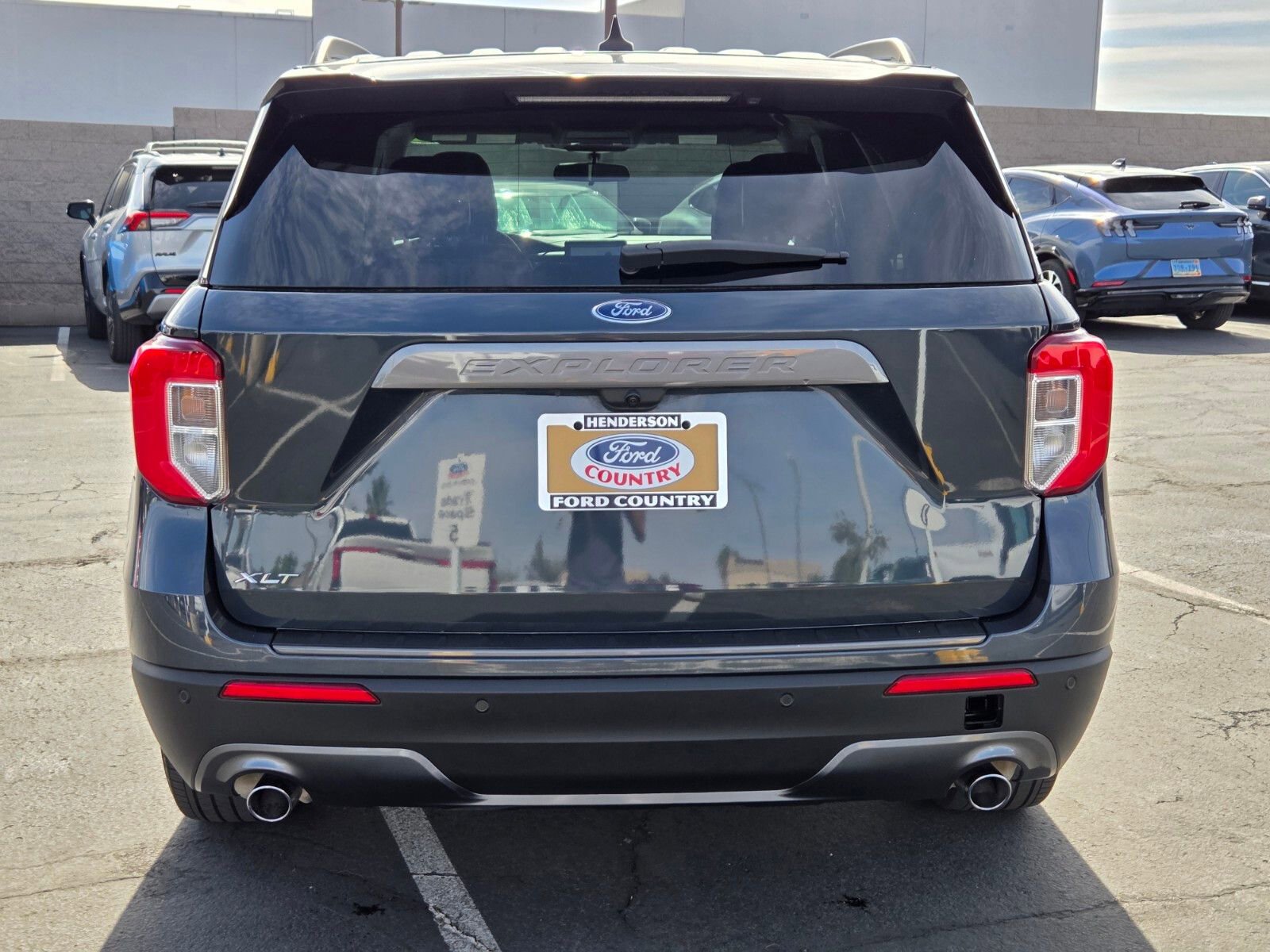 Certified 2023 Ford Explorer XLT w/ Equipment Group 202A RWD image 5