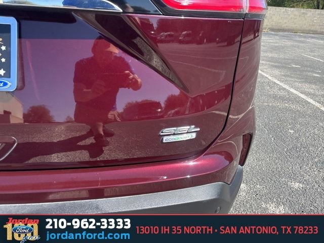 Certified 2019 Ford Edge SEL w/ Equipment Group 201A image 6