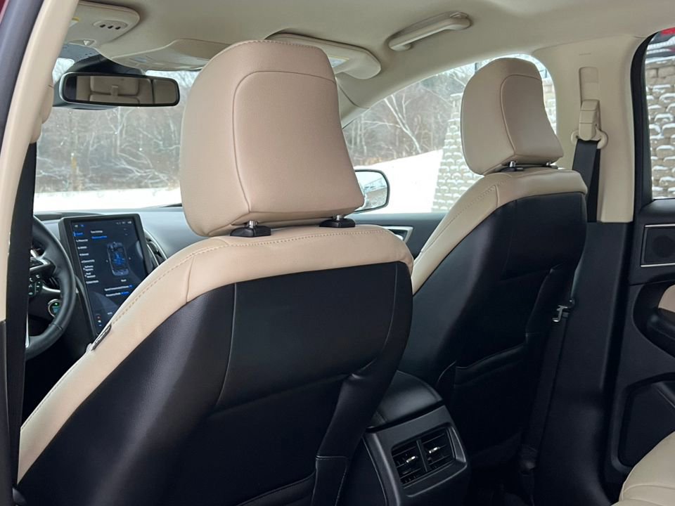 Certified 2024 Ford Edge SEL w/ Convenience Package image 33