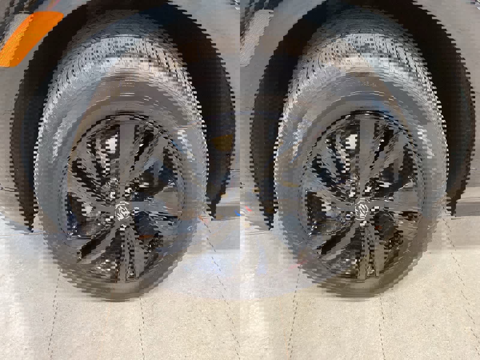 Used 2024 Buick Encore GX Sport Touring image 9