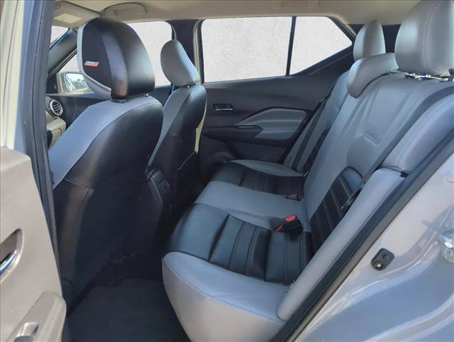 Used 2021 Nissan Kicks SR w/ SR Premium Package FWD image 17