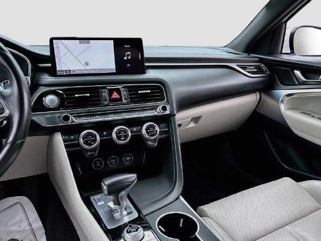 Used 2022 Genesis G70 2.0T RWD image 22