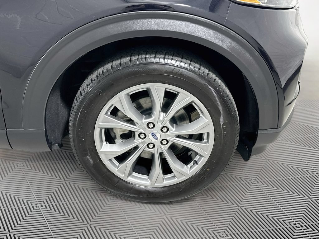 Certified 2023 Ford Explorer Limited AWD/4WD image 20