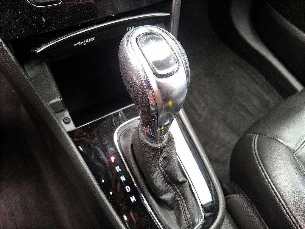 Used 2020 Buick Encore Essence image 17