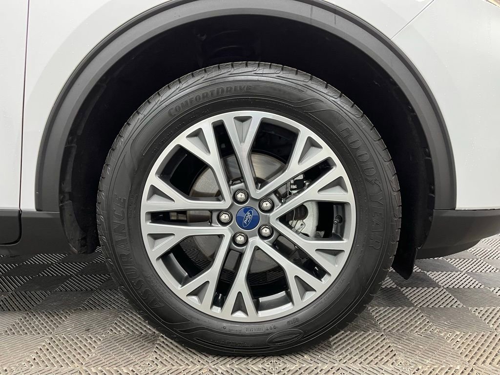 Certified 2020 Ford Escape SEL image 15