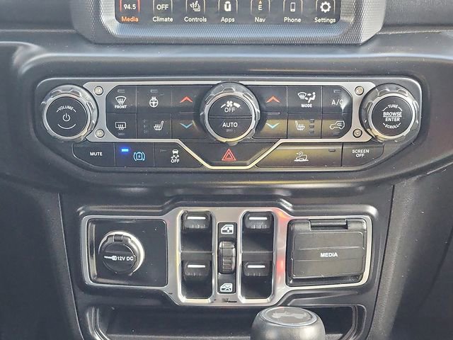 Used 2023 Jeep Wrangler Unlimited Sahara w/ Dual Top Group image 17