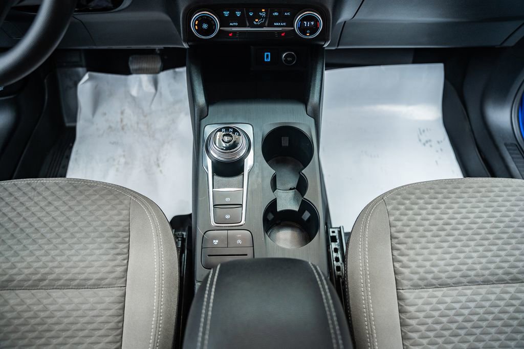 Certified 2020 Ford Escape SE image 25