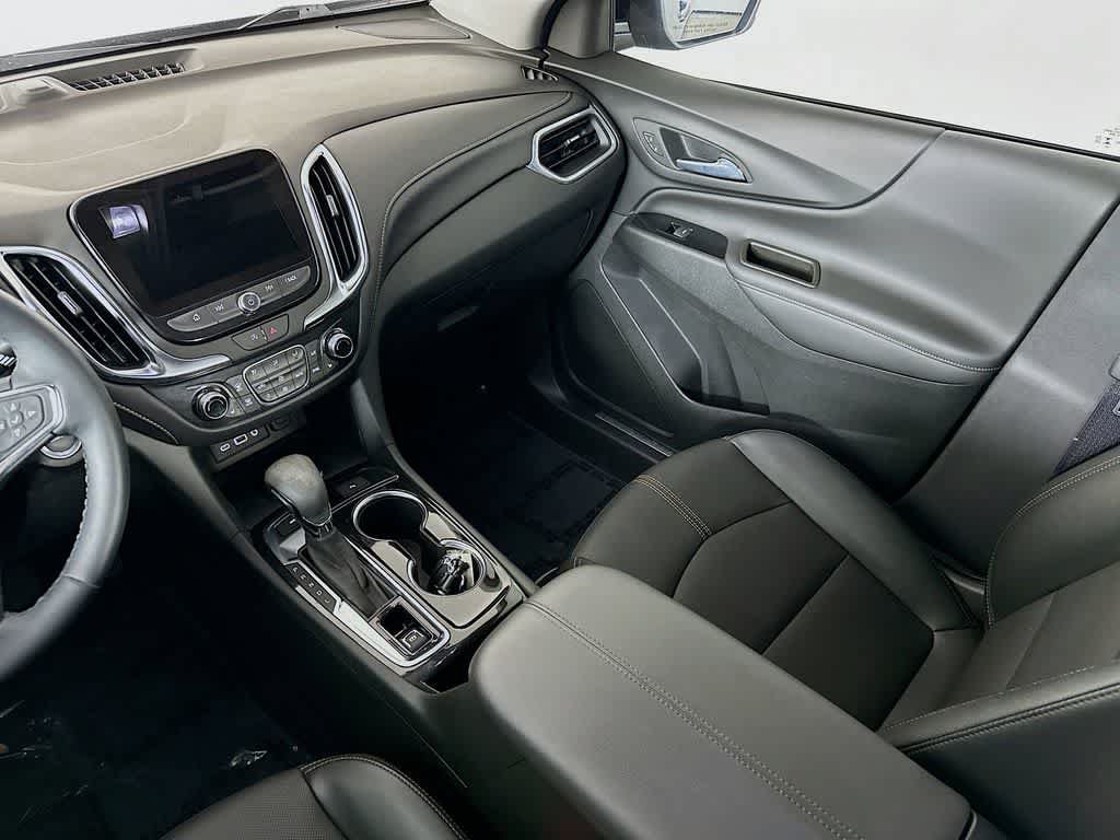 Used 2024 Chevrolet Equinox Premier AWD/4WD image 11