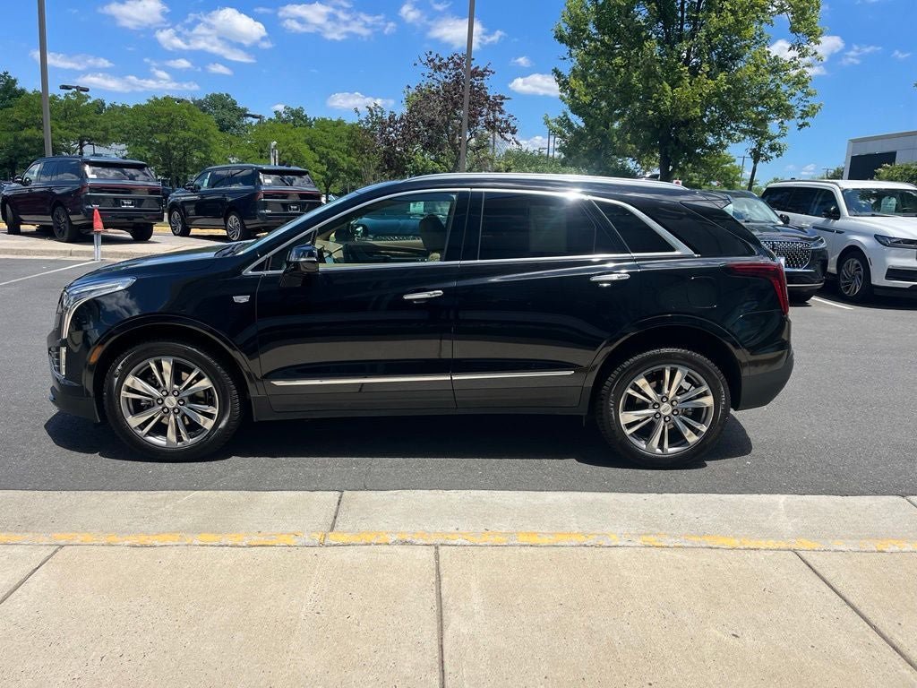 Used 2021 Cadillac XT5 Premium Luxury w/ Platinum Package FWD image 6