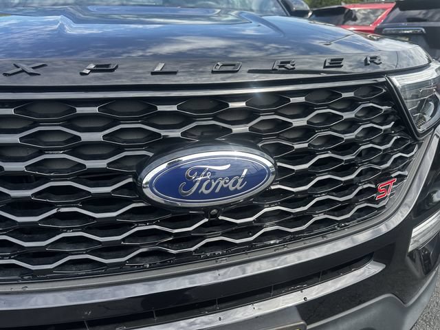 Certified 2023 Ford Explorer ST w/ Equipment Group 401A AWD/4WD image 10