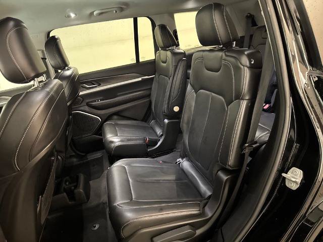 Used 2022 Jeep Grand Cherokee L Limited AWD/4WD image 30
