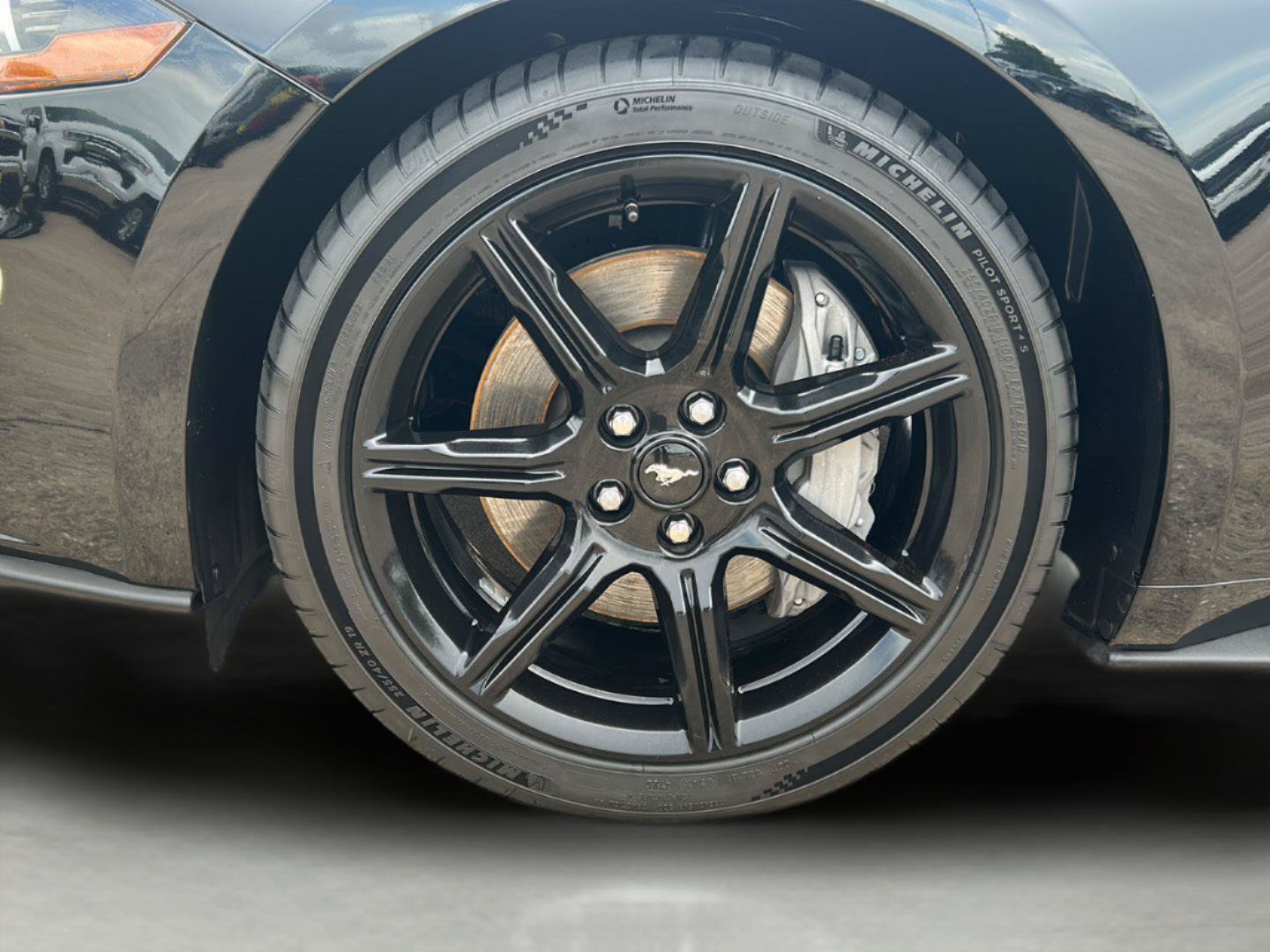 Certified 2018 Ford Mustang GT w/ Equipment Group 301A RWD image 25
