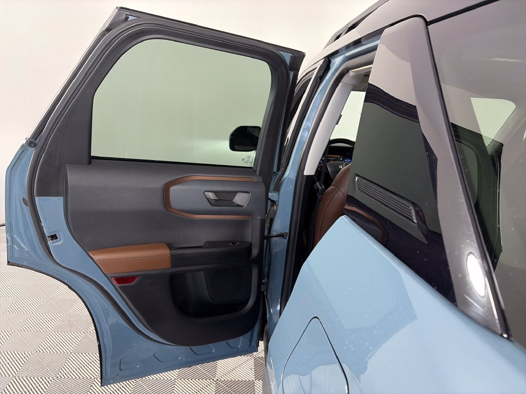 Certified 2022 Ford Bronco Sport Outer Banks AWD/4WD image 12