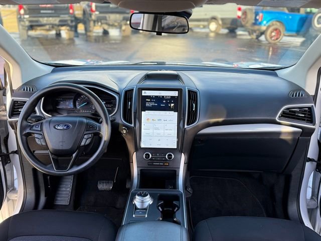 Certified 2021 Ford Edge SE image 15