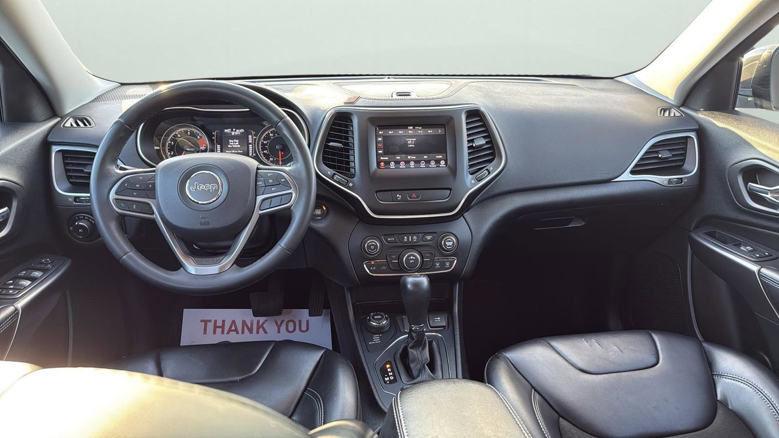 Used 2020 Jeep Cherokee Latitude Plus image 22