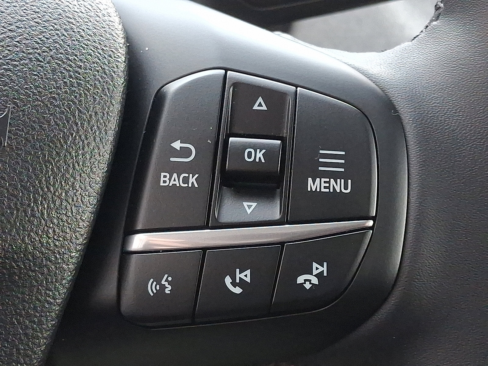 Certified 2024 Ford Maverick XLT w/ XLT Luxury Package image 26