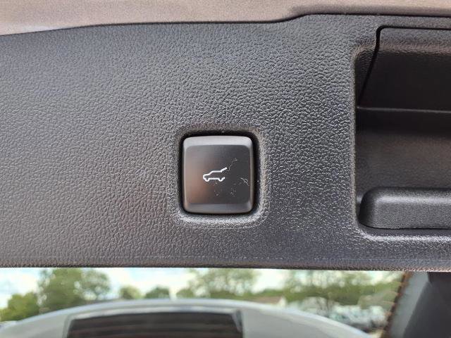 Certified 2022 Ford Escape SEL w/ Technology Package image 33