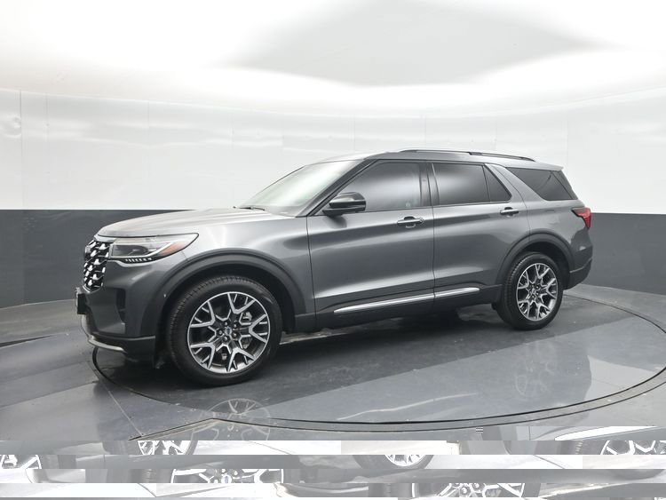 Certified 2025 Ford Explorer Platinum w/ Ultimate Package