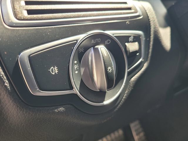 Used 2021 Mercedes-Benz C 300 Sedan image 17