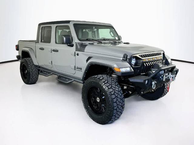 Used 2022 Jeep Gladiator Overland AWD/4WD image 24