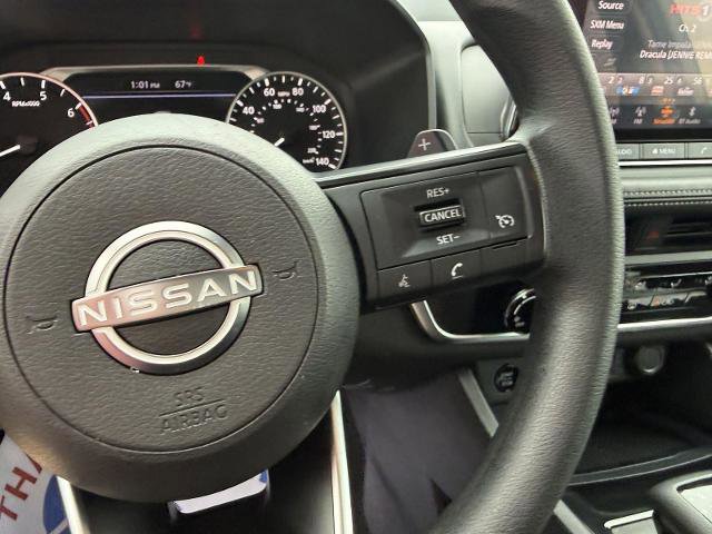 Used 2024 Nissan Rogue S AWD/4WD image 19