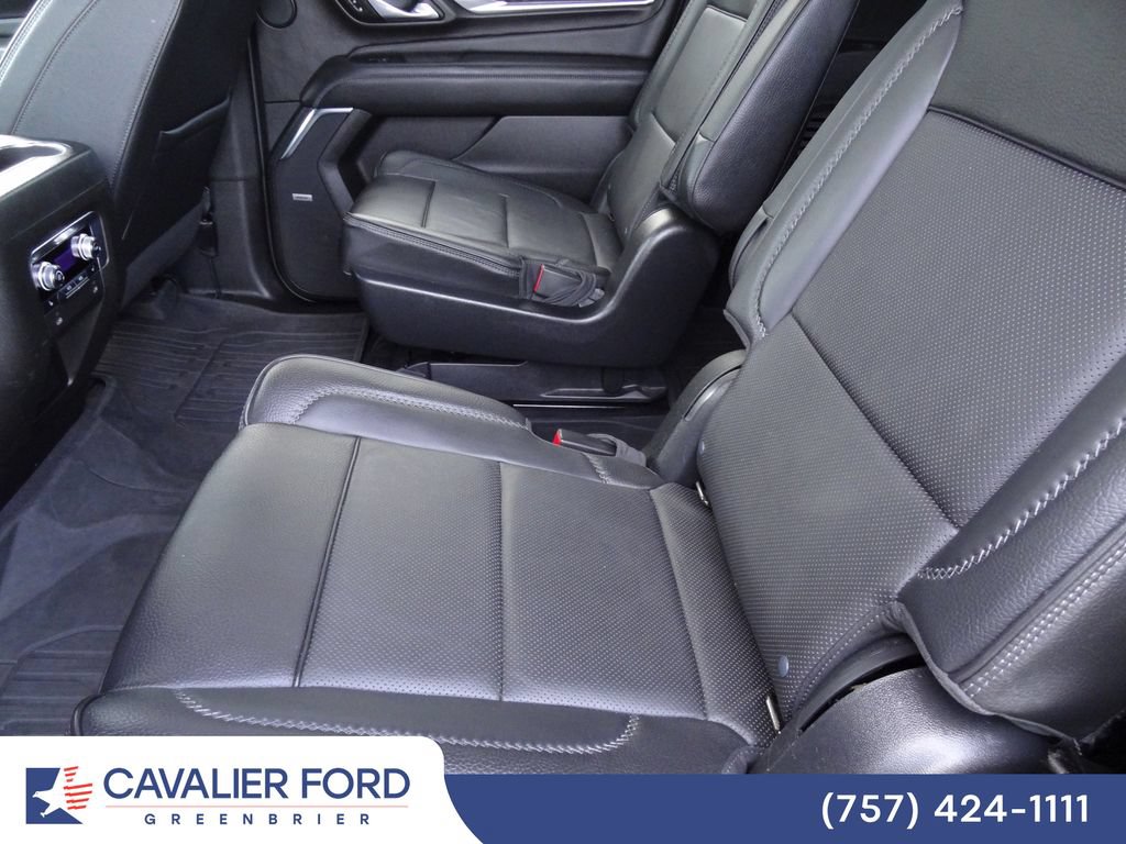 Used 2022 GMC Yukon XL Denali AWD/4WD image 8