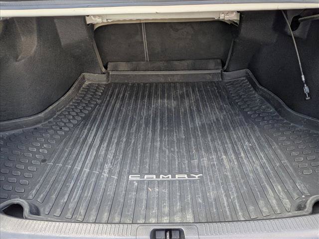 Used 2022 Toyota Camry XSE FWD image 6