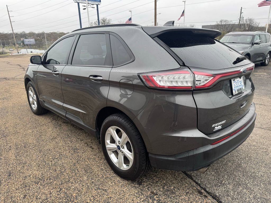 Certified 2018 Ford Edge SE image 5
