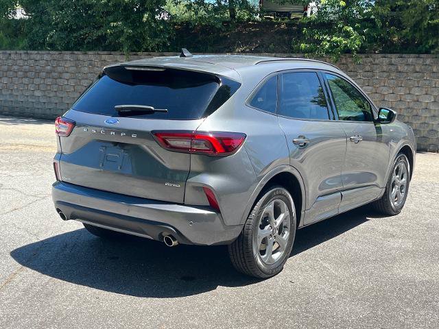 Certified 2023 Ford Escape ST-Line w/ Tech Pack #1 AWD/4WD image 3
