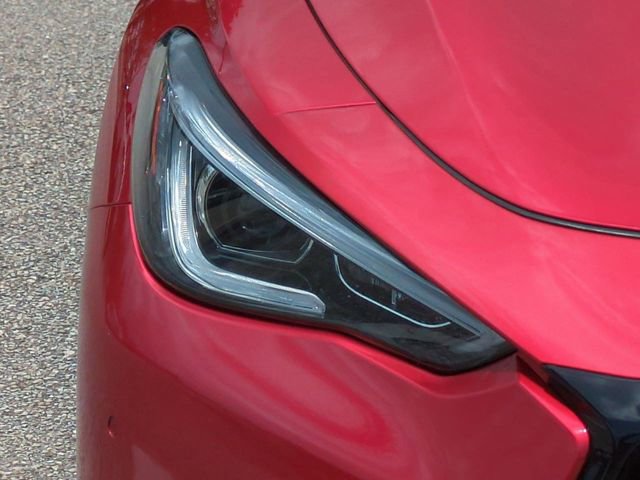 Used 2017 INFINITI Q60 Red Sport 400 RWD image 10