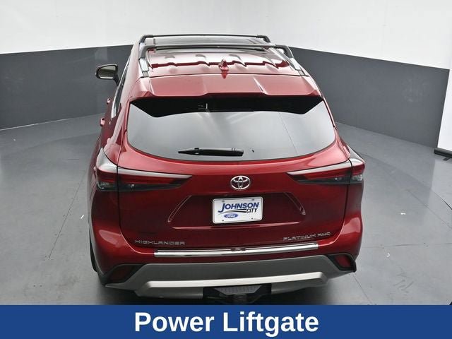 Used 2025 Toyota Highlander Platinum AWD/4WD image 26