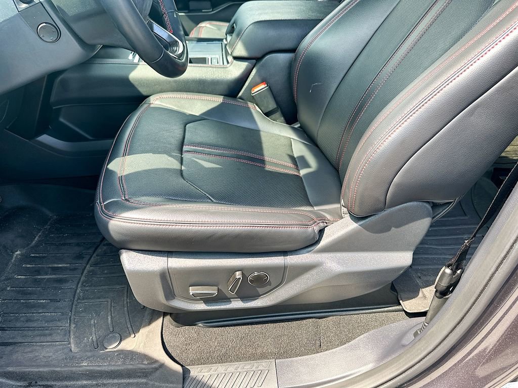 Certified 2024 Ford Expedition Limited RWD image 9