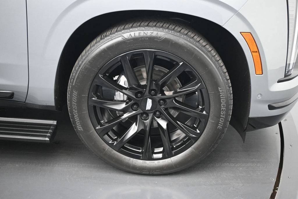 Used 2025 Cadillac Escalade Premium Luxury w/ Touring Package AWD/4WD image 28