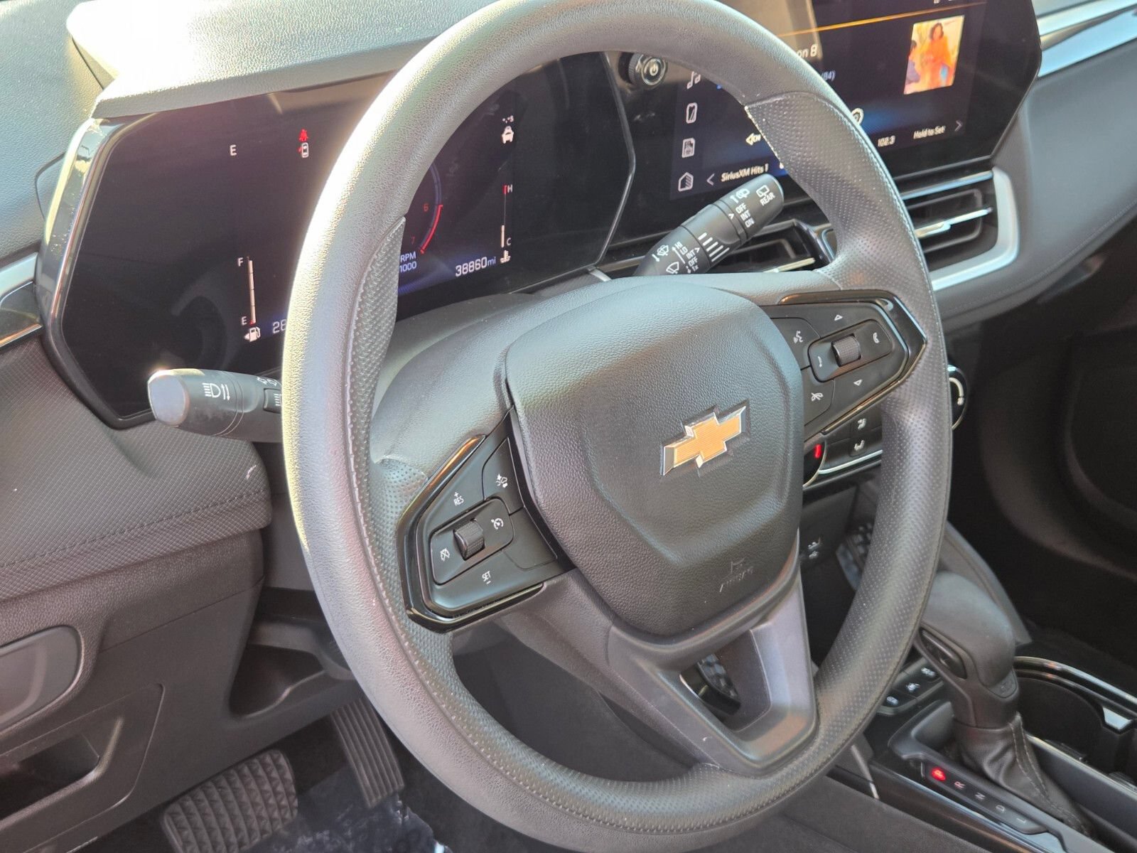 Used 2025 Chevrolet TrailBlazer LT FWD image 18