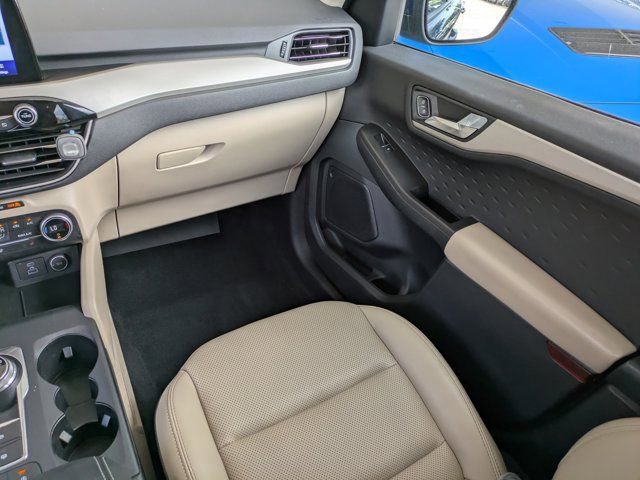 Certified 2020 Ford Escape SEL image 14