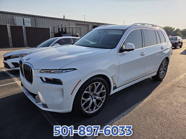 Used 2024 BMW X7 xDrive40i AWD/4WD image 10