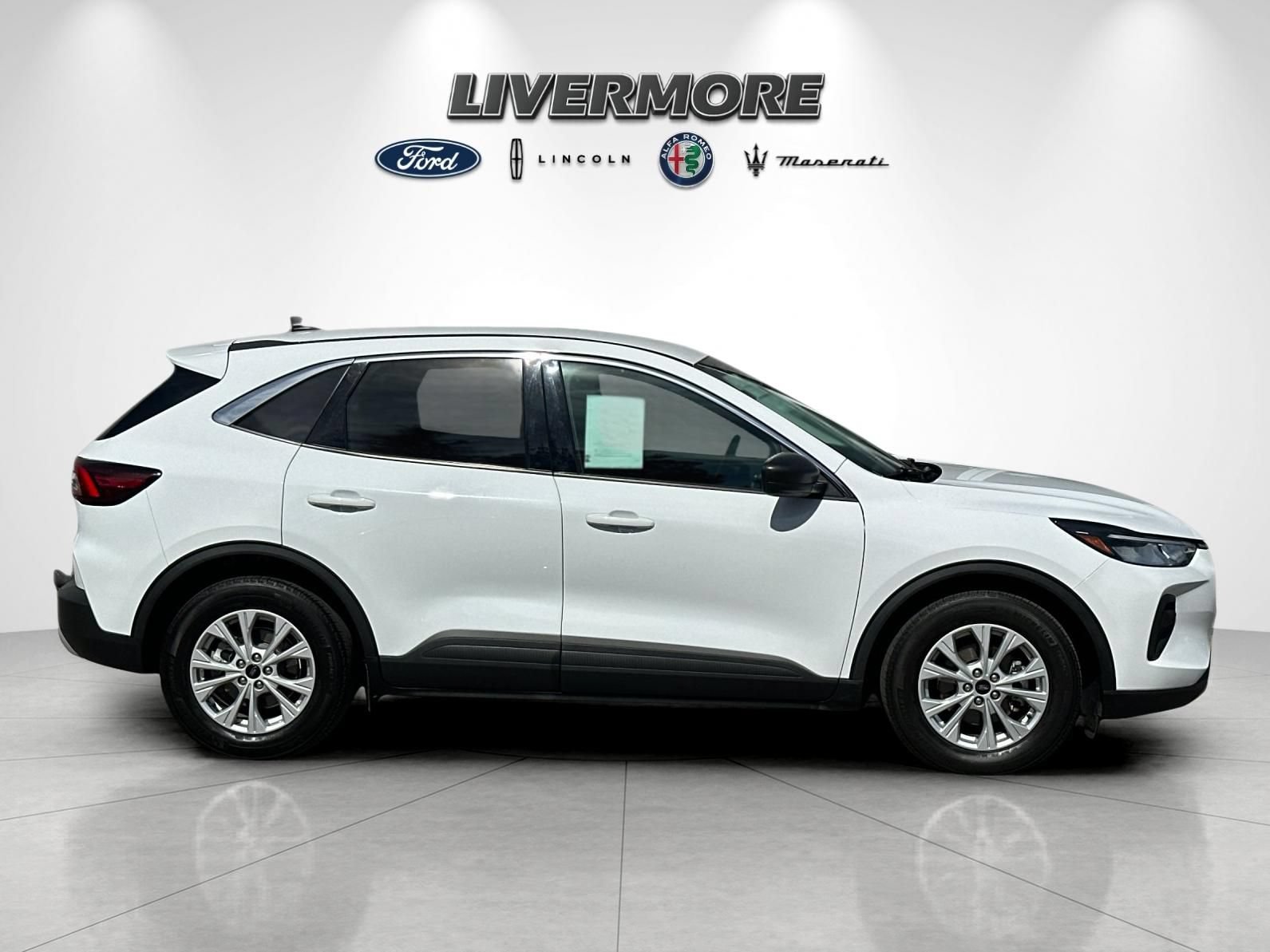 Certified 2023 Ford Escape Active FWD image 2