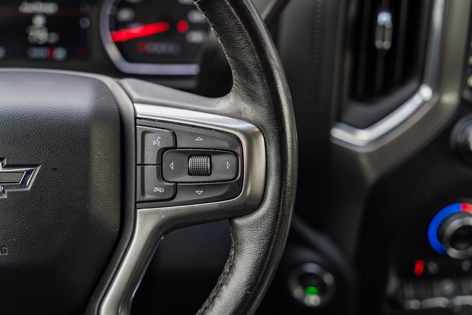 Used 2021 Chevrolet Silverado 1500 LT Trail Boss w/ Convenience Package II image 29