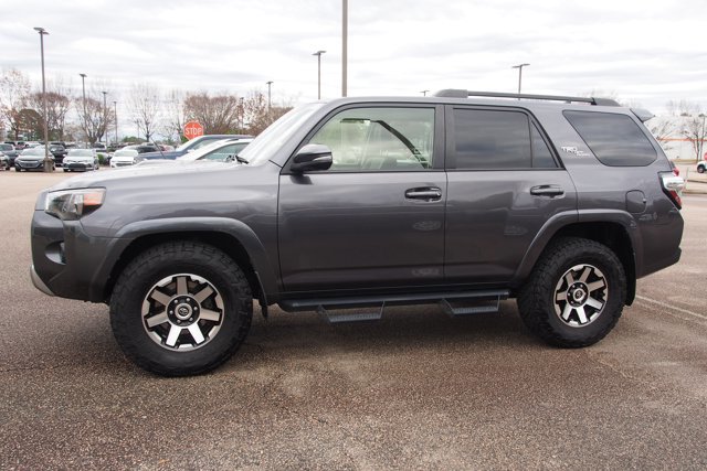 Used 2022 Toyota 4Runner TRD Off-Road Premium image 4