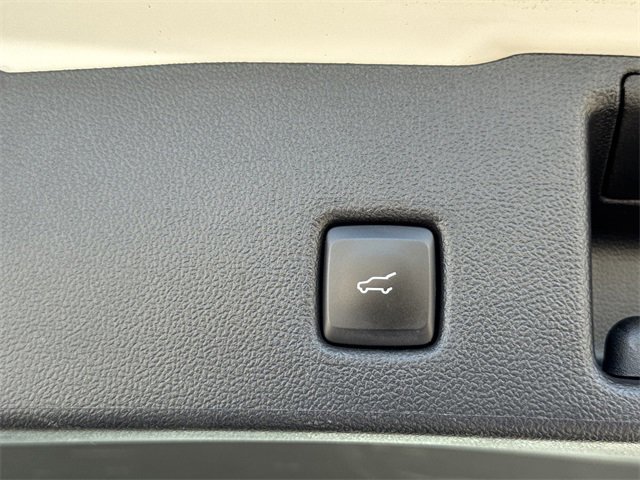 Certified 2020 Ford Escape Titanium image 34