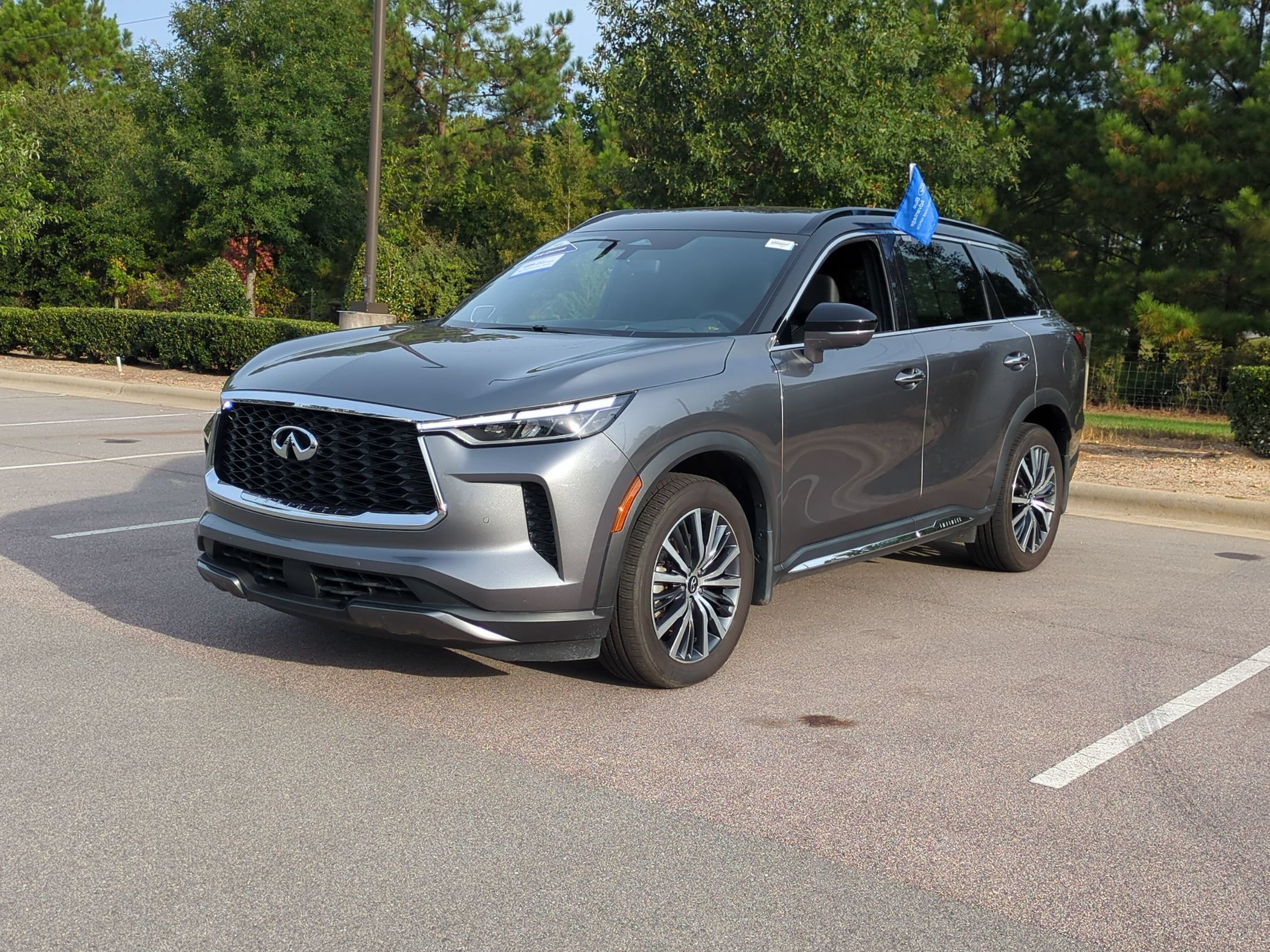 Used 2023 INFINITI QX60 Autograph w/ Cargo Package AWD/4WD image 8