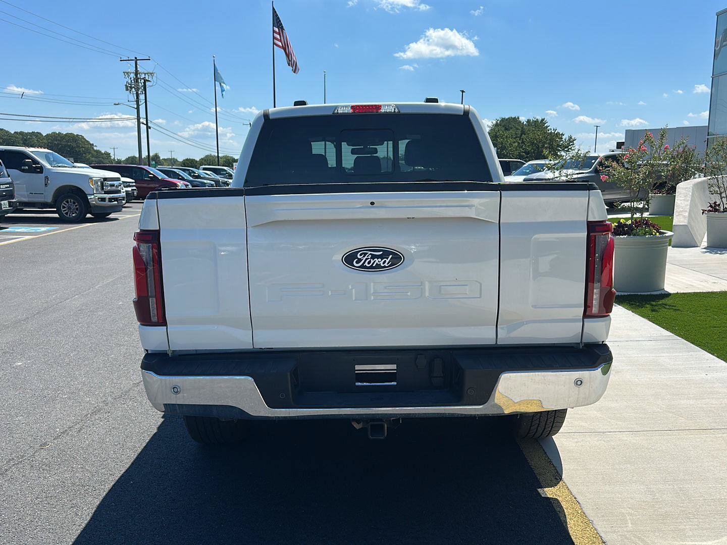 Certified 2025 Ford F150 Lariat w/ Equipment Group 501A Mid AWD/4WD image 6