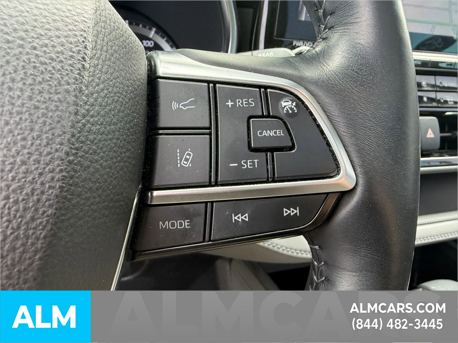 Used 2021 Toyota Highlander Platinum AWD/4WD image 24