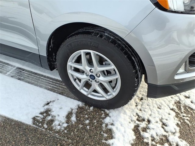 Certified 2022 Ford Edge SEL w/ Convenience Package image 7