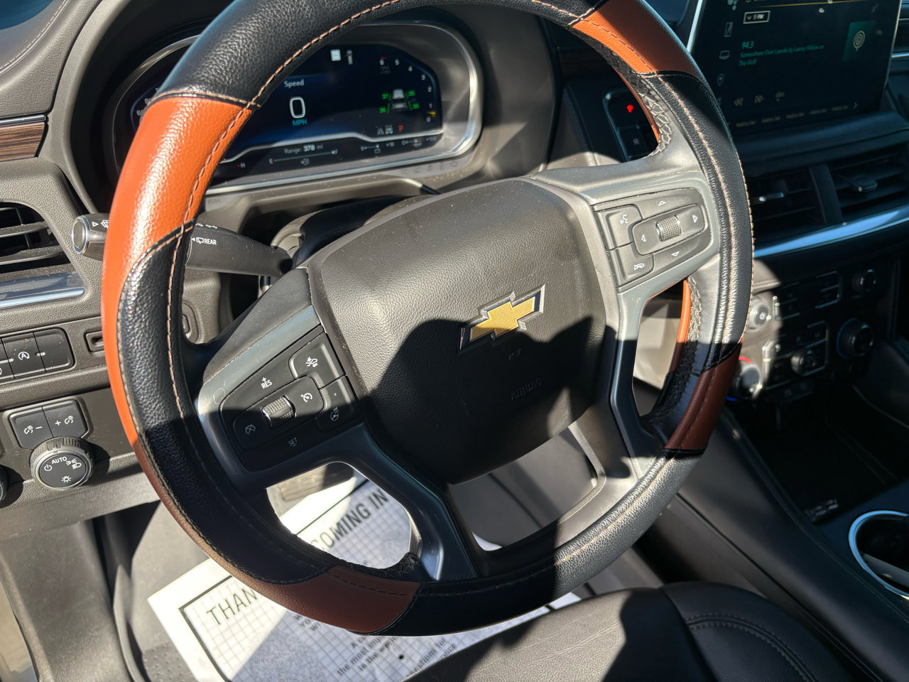 Used 2023 Chevrolet Tahoe LT w/ Luxury Package image 16